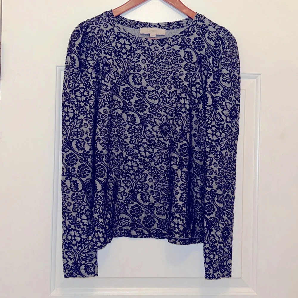 LOFT Black and White Floral Long Sleeve Top